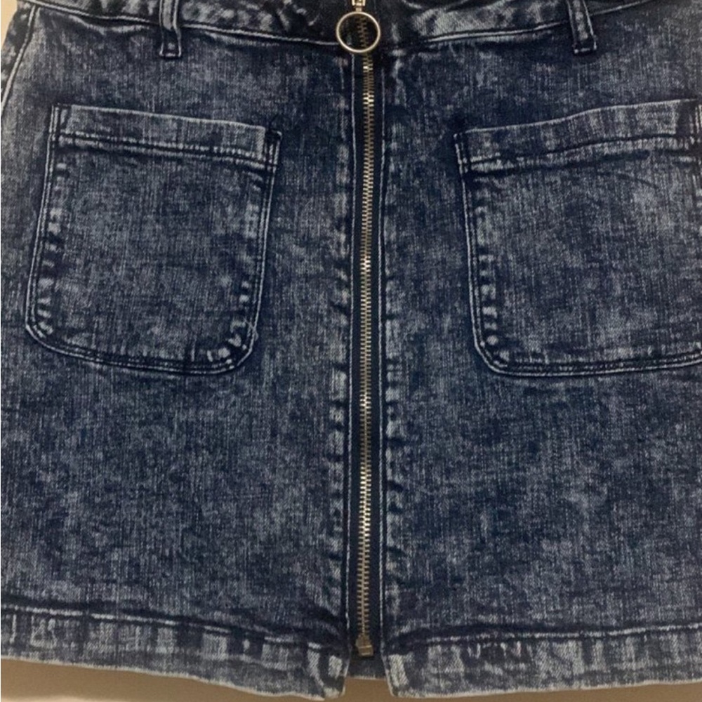 Forever 21 mini skirt